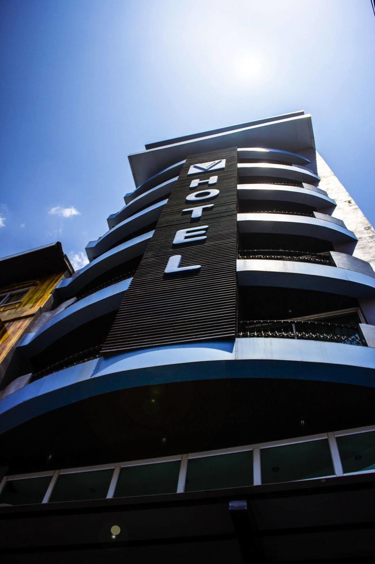 V Hotel Vientiane Exterior foto